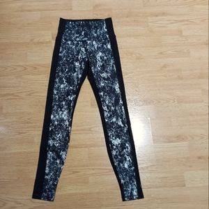 EUC. Hyba brand leggings.